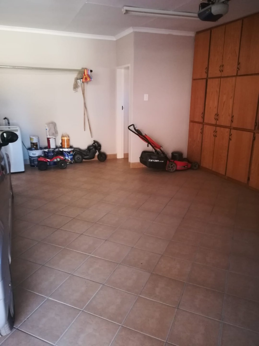 3 Bedroom Property for Sale in Bloemhof North West